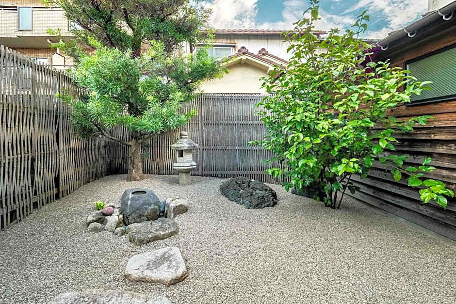 Higashiyama Kageroi