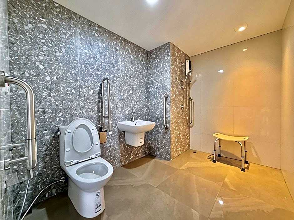 Rangsit Residence & Hotel
