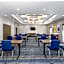 Holiday Inn Express & Suites Macclenny By IHG