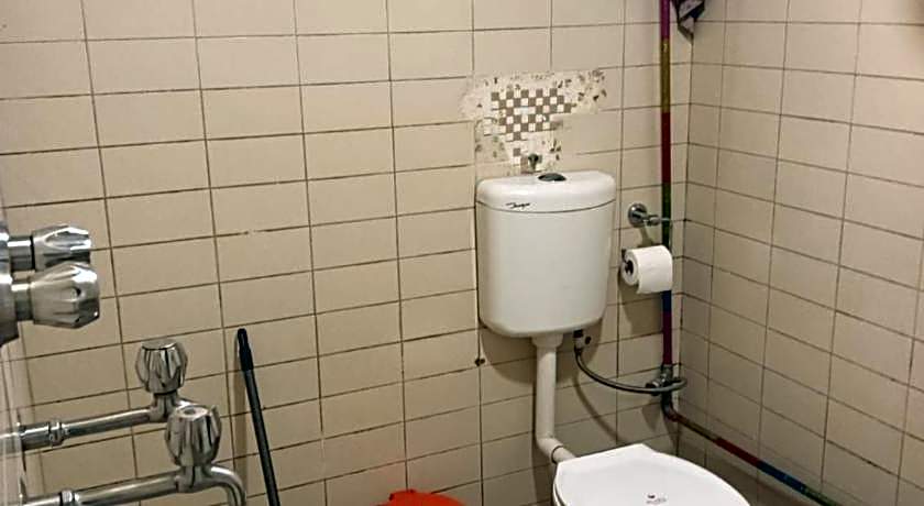 goSTOPS Lite Varanasi