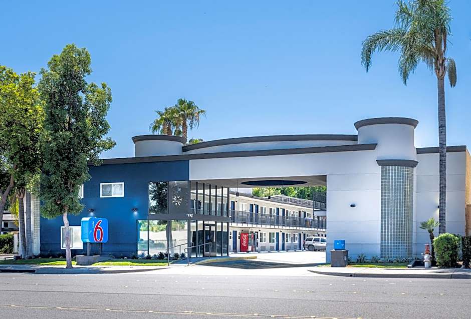 Motel 6-Anaheim, CA - Convention Center
