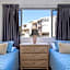 Surfside Buddina Beachfront 3bed Apt - Direct Beach Access