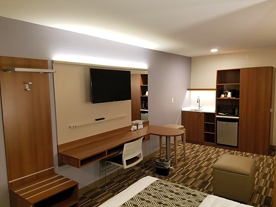 Microtel Inn & Suites by Wyndham Niagara Falls