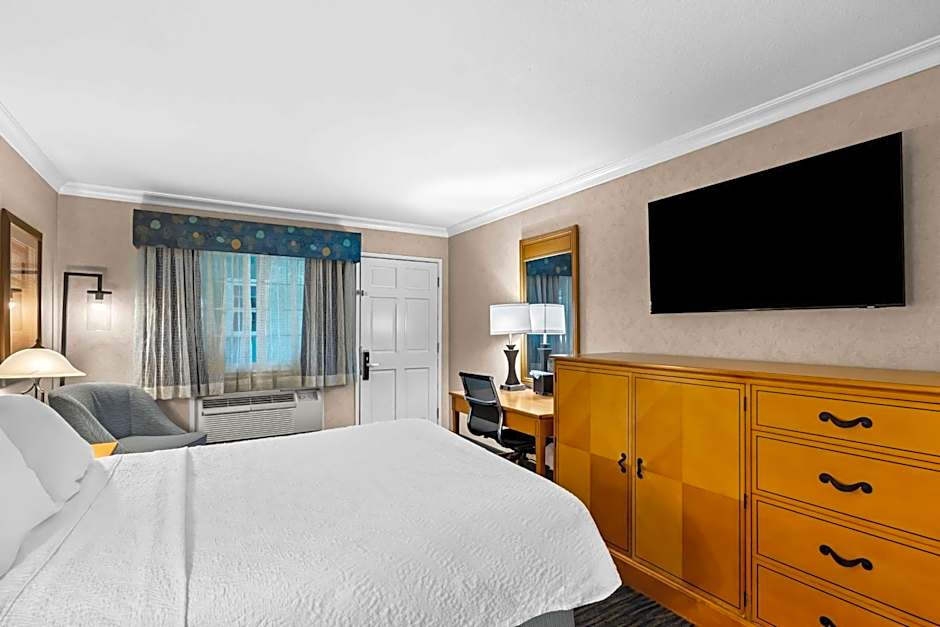 Best Western University Lodge