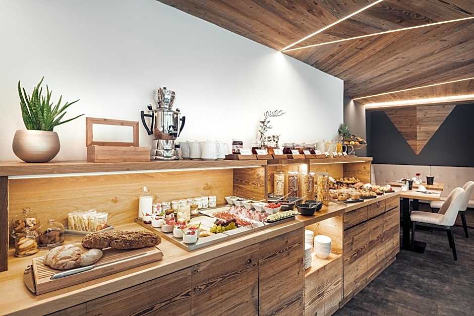 Les Dolomites Mountain Lodges