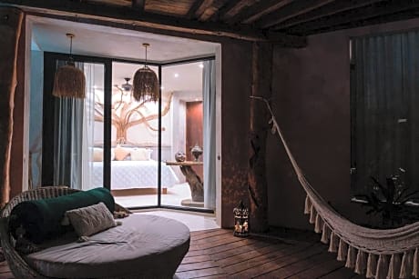 Deluxe Double Room with Bath