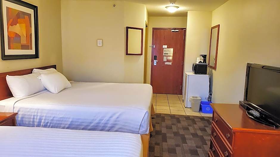 Travelodge by Wyndham Stony Plain