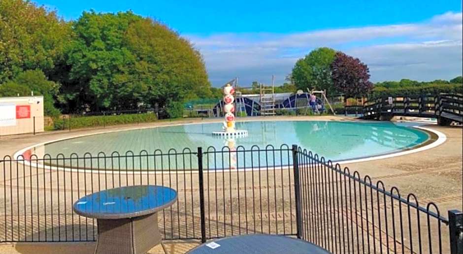 forest beach bashley park