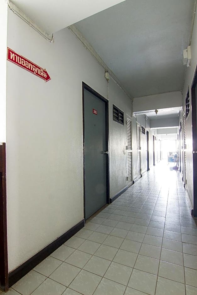 Khelang Nakorn Hotel