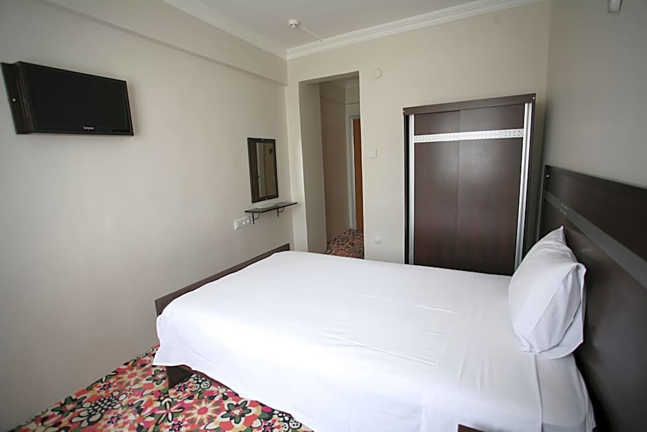 Hotel Oz Yavuz