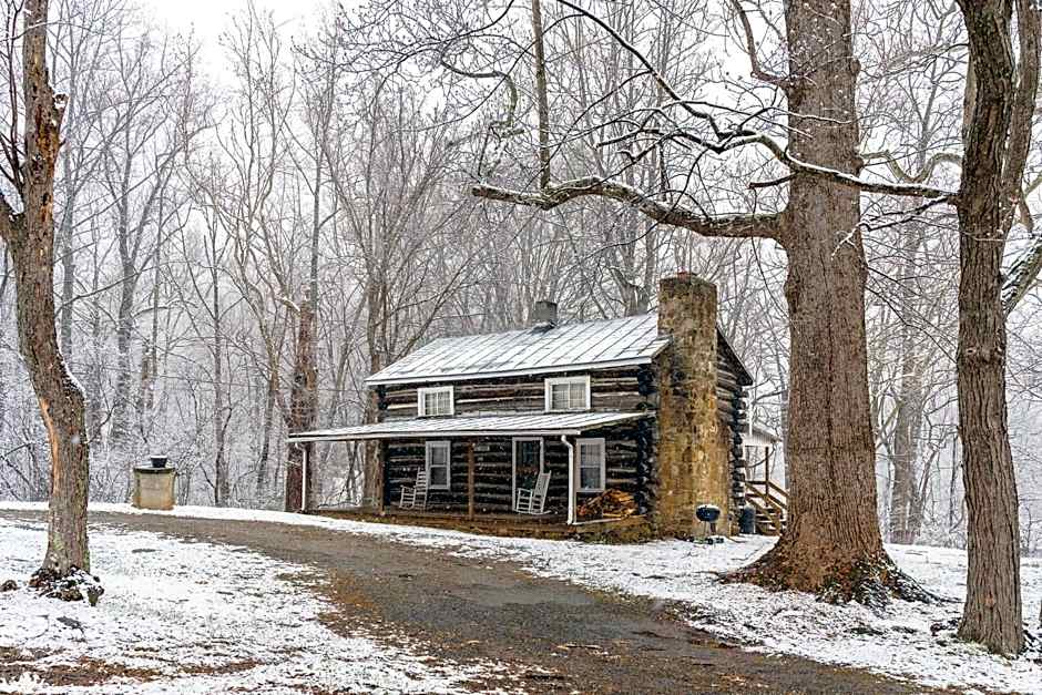 Graves Mountain Farm & Lodges