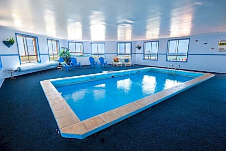 Deluxe Two-Bedroom Apartment with Balcony (Sleeps 4)