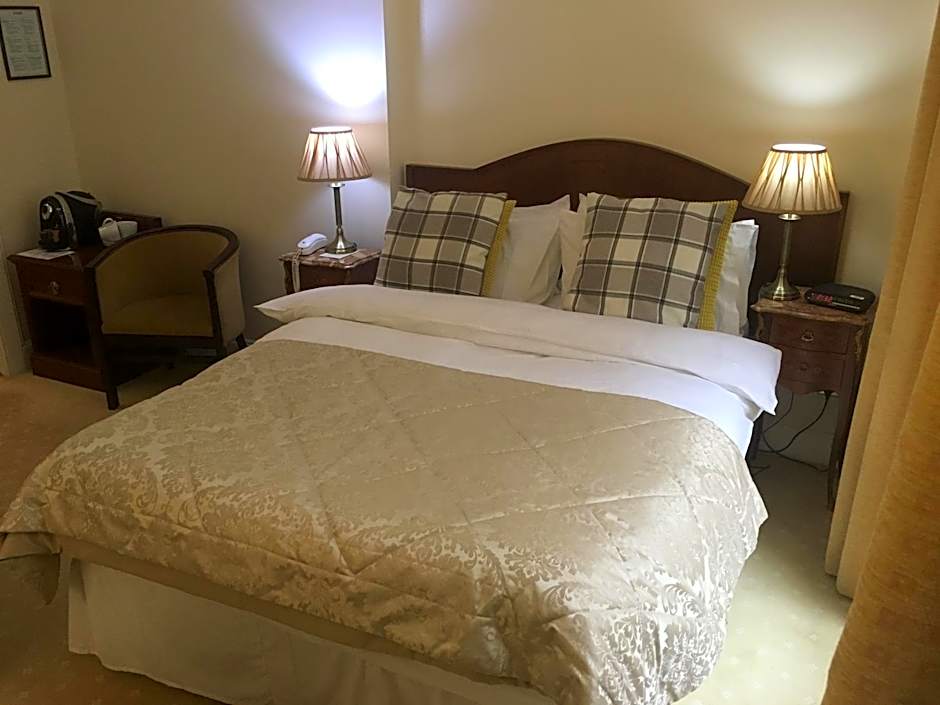 Mansfield House Hotel