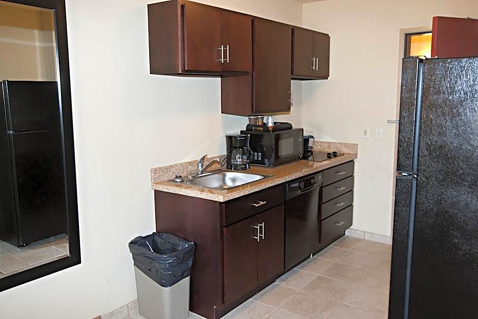 Cobblestone Inn & Suites - Langdon