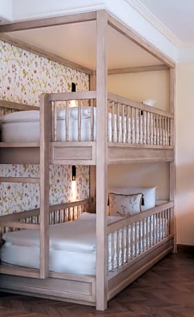 Family King Room with Bunk Beds
