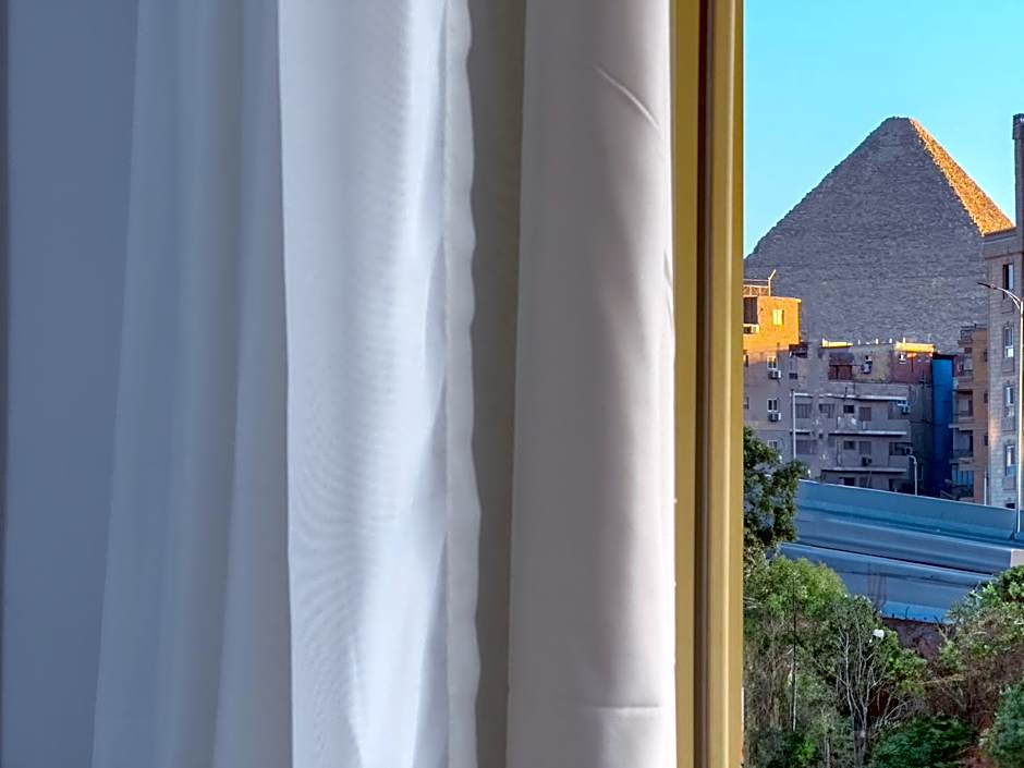 Royal Crown Hotel Giza Pyramids View