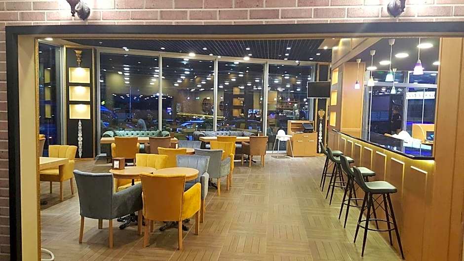 Skyport Istanbul Hotel
