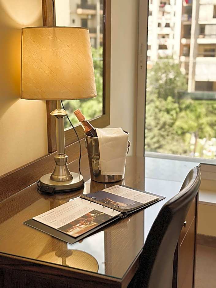 Cosmopolitan Hotel