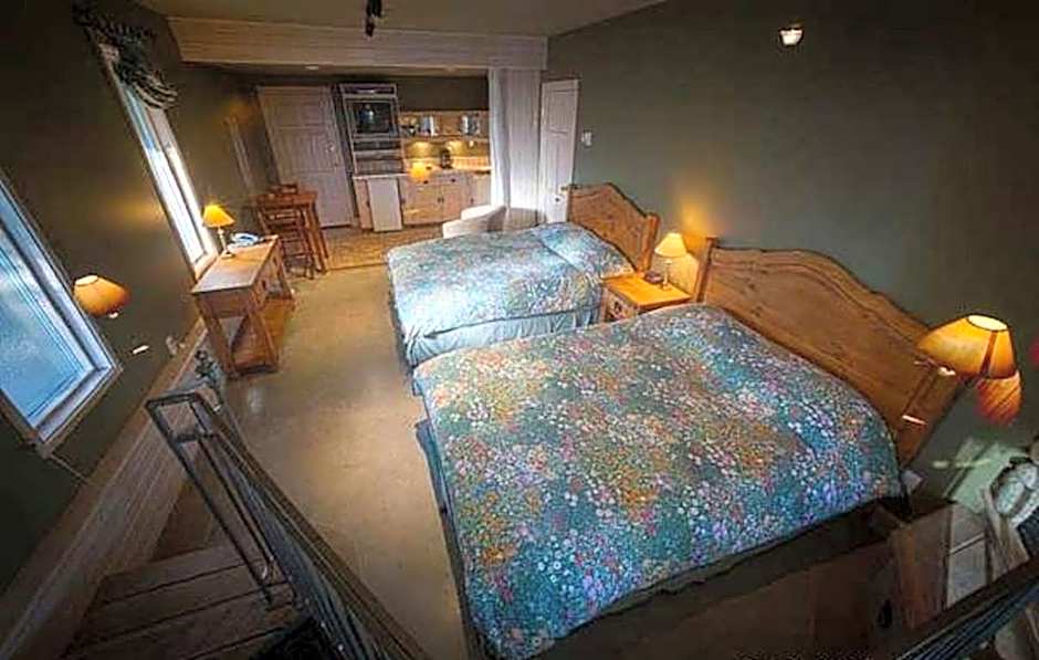 Retreat Wilderness Inn