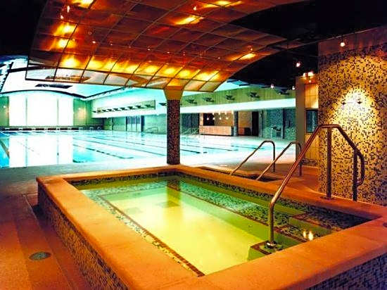 Bellevue Club Hotel