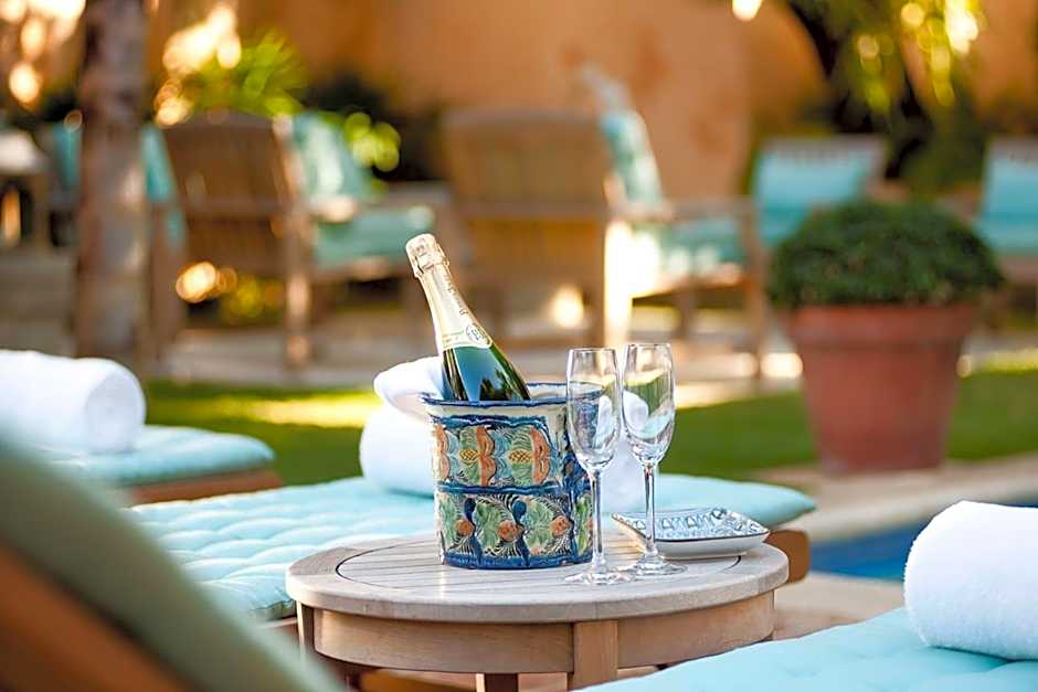 Casas del XVI Boutique Hotel