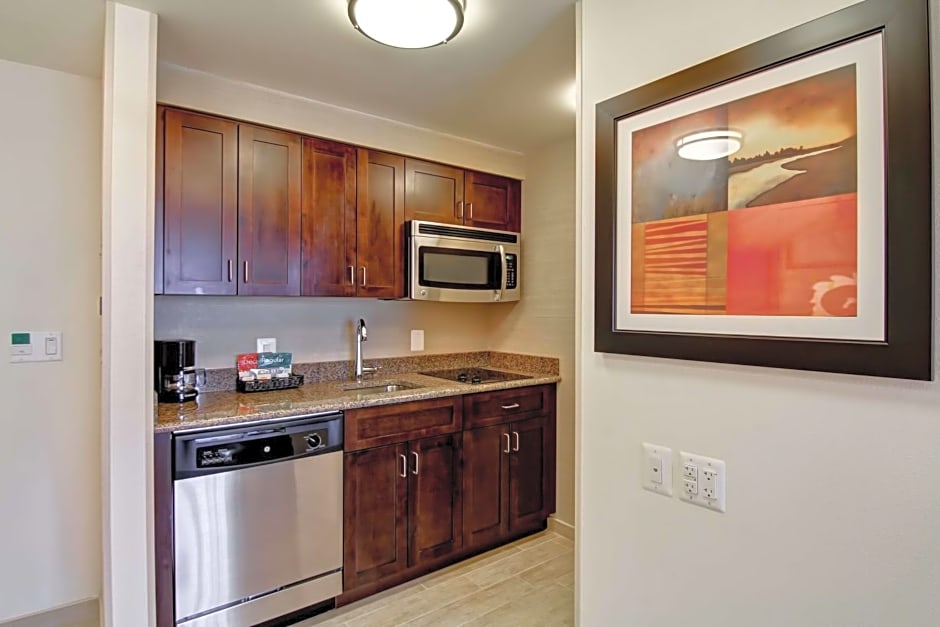 Homewood Suites by Hilton Woodbridge