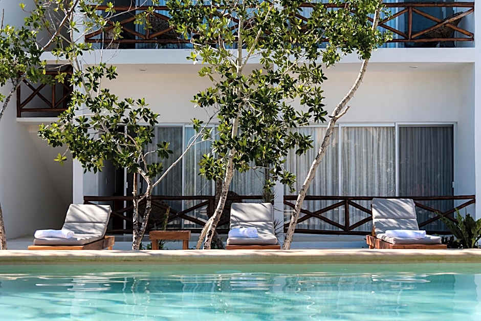 Sanyama Holbox