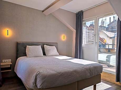 Double Room with Terrace