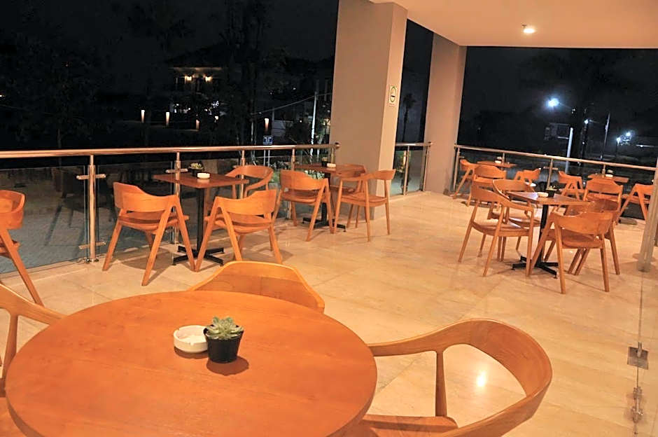 Ascent Premiere Pasuruan