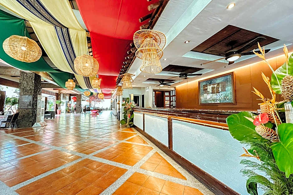 Waterfront Insular Hotel Davao