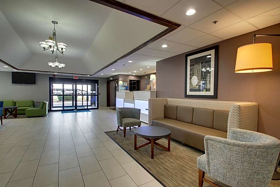 Holiday Inn Express Hotel & Suites Lebanon By IHG