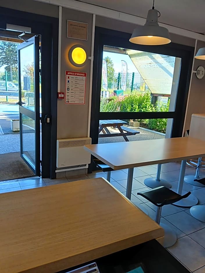 Unisotel Valenciennes EX-hôtel F1