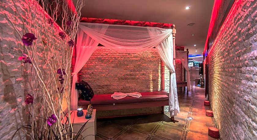 Tac Premier Hotel & Spa
