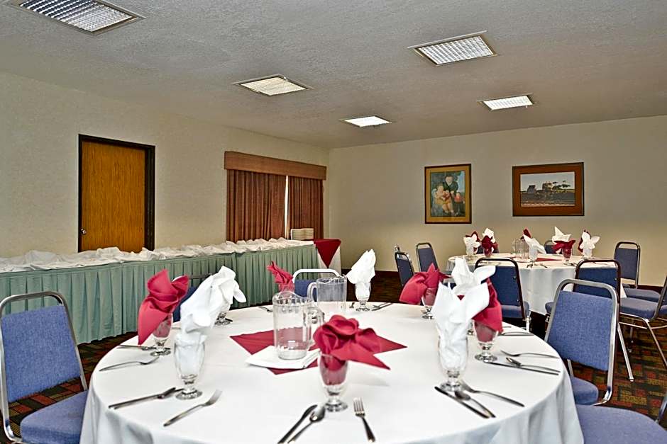Ramada by Wyndham Kent Seattle Area