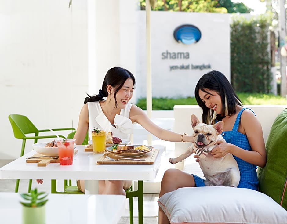 Shama Yen-Akat Bangkok