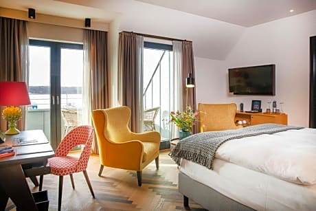 James Penthouse