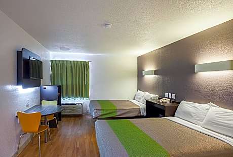 2 Full Beds | Hearing Accessible, Micfridge