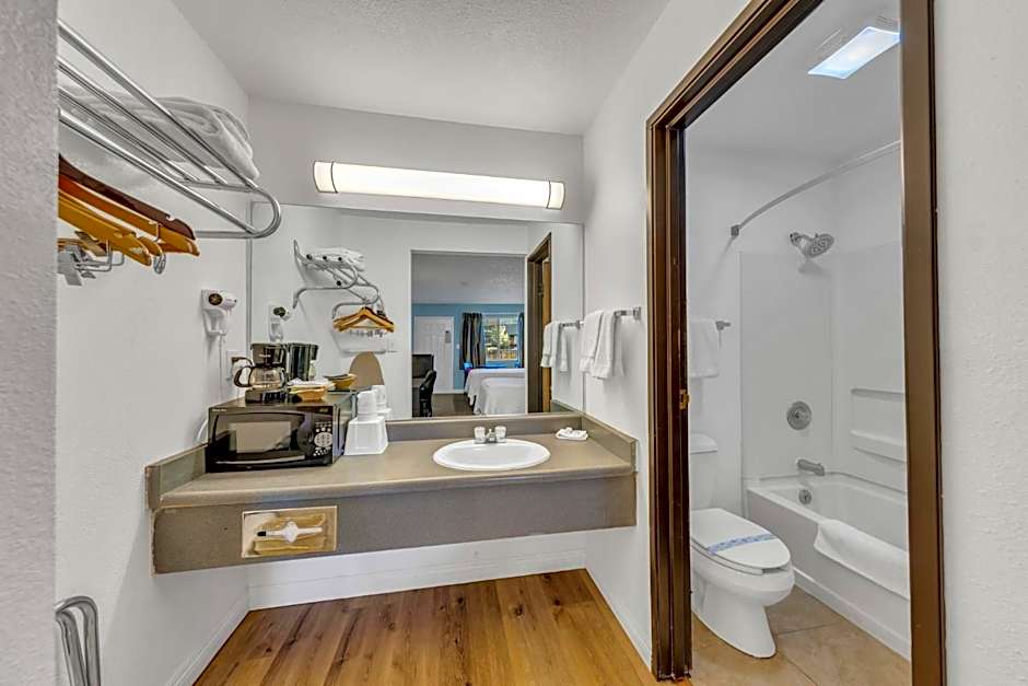 Days Inn by Wyndham Carson City