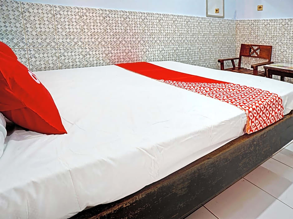 OYO 92869 Hotel Nusantara