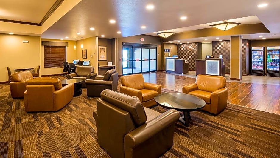 Best Western Plus Lincoln Inn & Suites