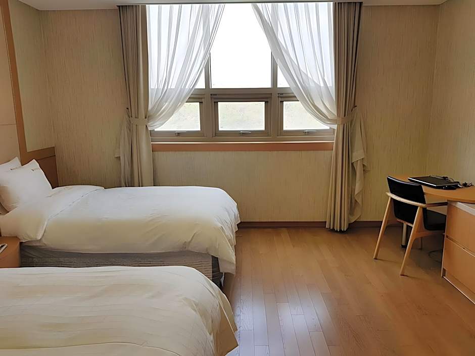 Benikea Hotel Yeosu