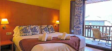 Superior Double Room with Terrace Garden View