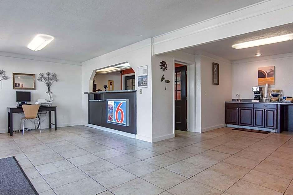 Motel 6-Hope, AR