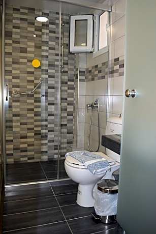 Double or Twin Room with Garden View