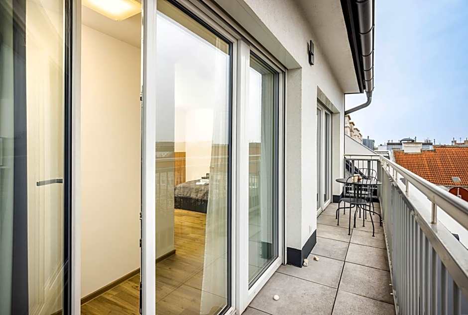 Jimmy's Apartments Lory