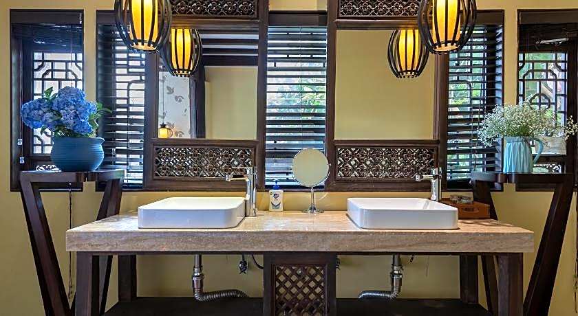 Lijiang Guiyuantianju Inn Branch1