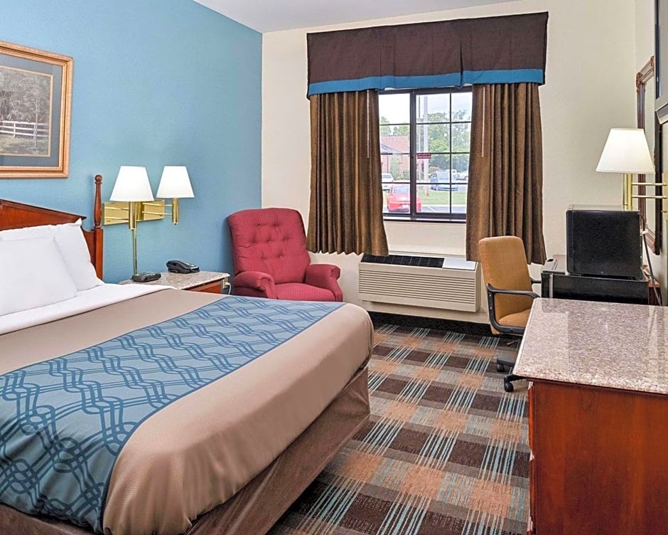 Econo Lodge Inn & Suites Shelbyville