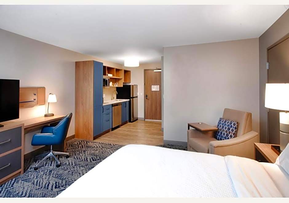 Candlewood Suites Detroit Sterling Heights By IHG