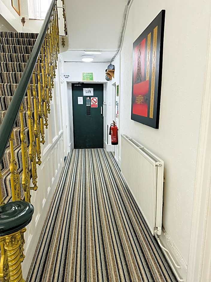 Carlton Court Hotel Eastbourne