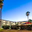 Super 8 by Wyndham Bakersfield/Central